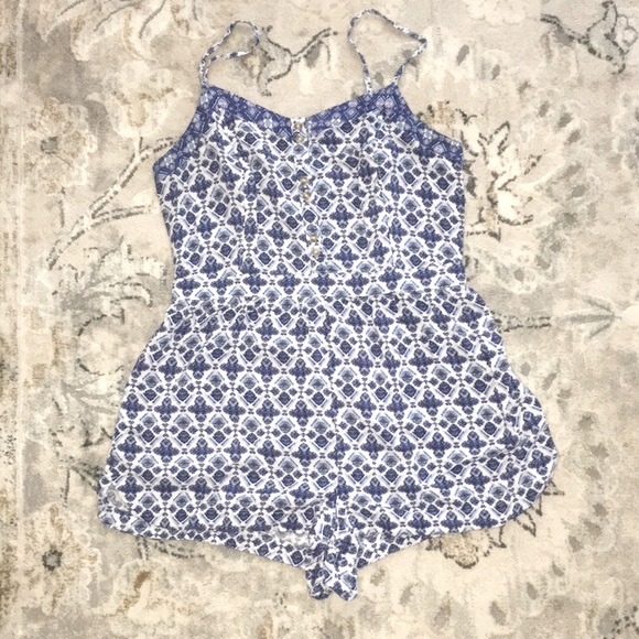 American Eagle Outfitters Ikat Print Boho Romper Size M - Picture 1 of 9